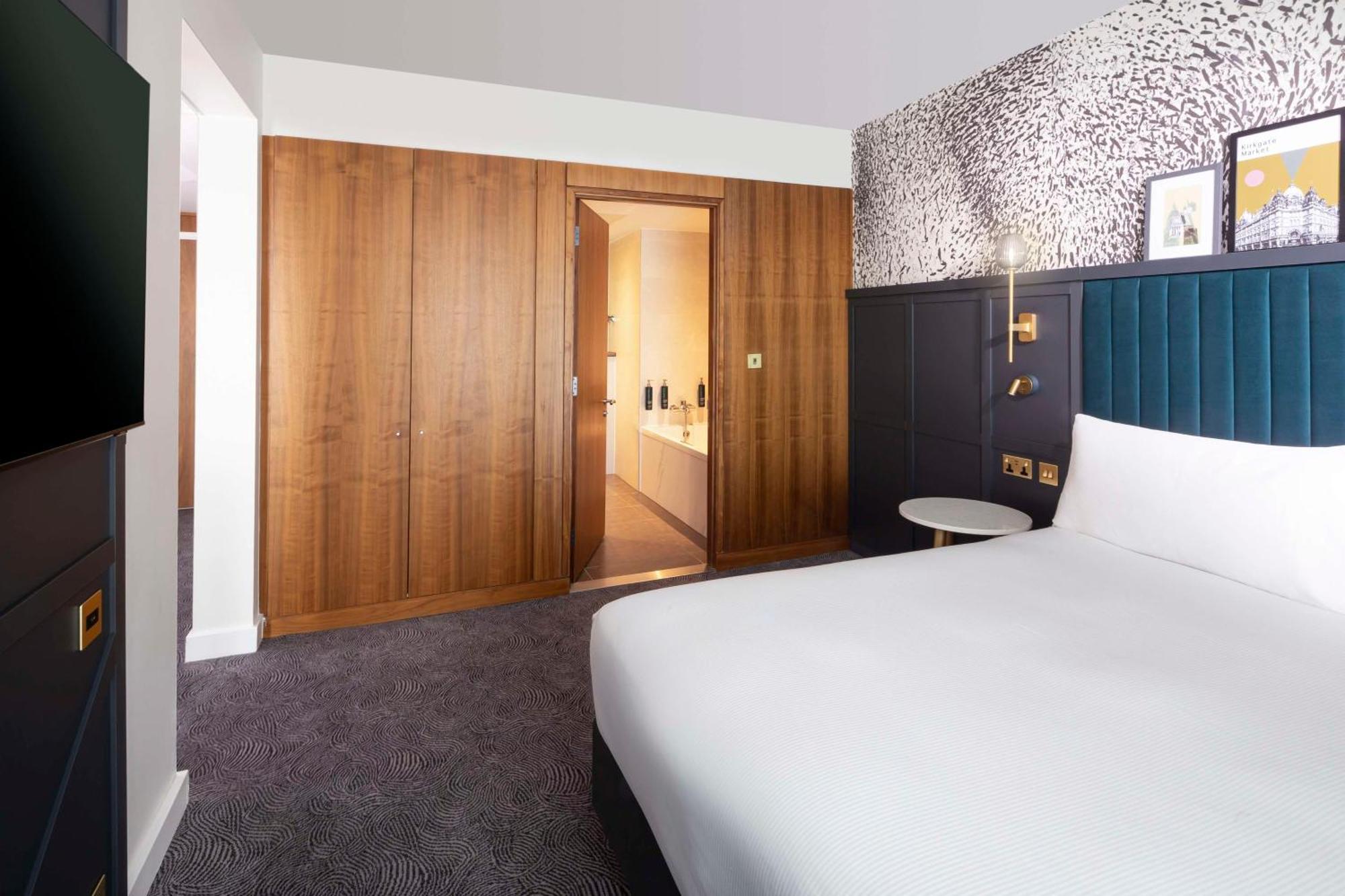 Hotel Doubletree By Hilton Leeds Leeds  Exterior foto